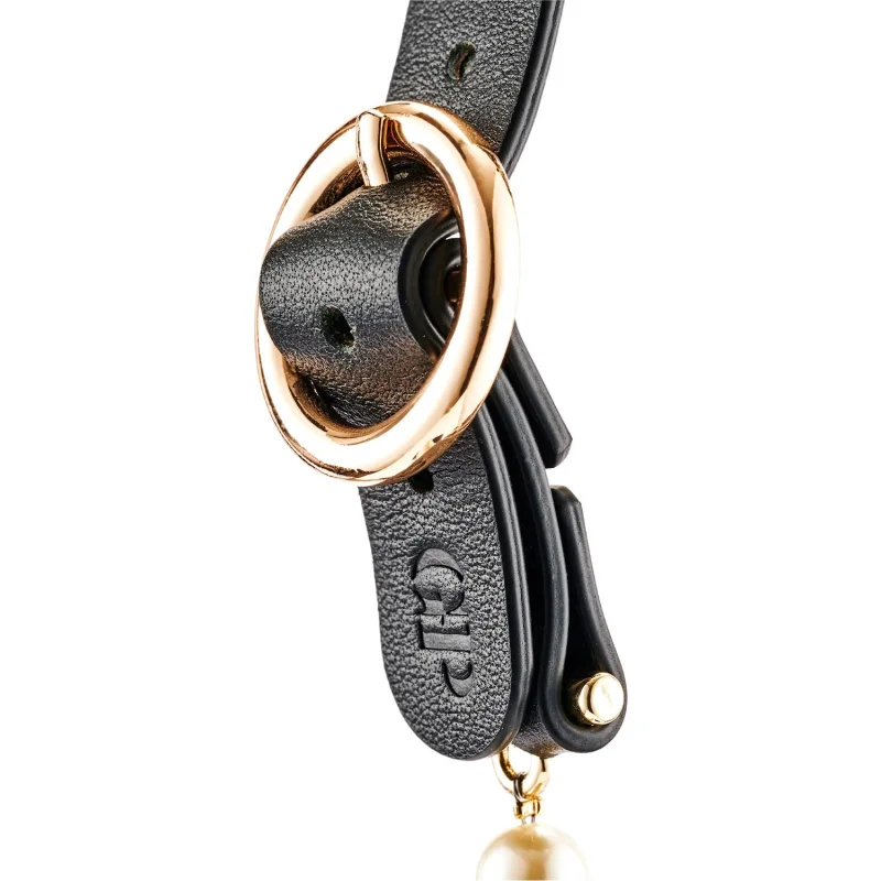 Boudoir Pearl Blindfold - Blackout Blindfold With Pearls And Adjustable Vegan Leather Strap product.details.thumbnail 1