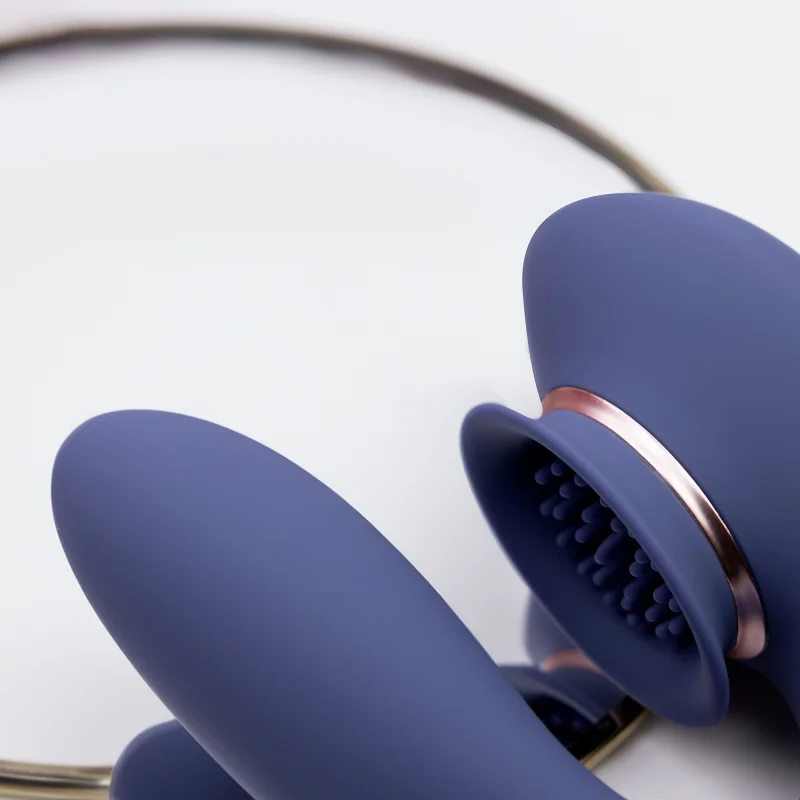 Twitch - 3 Rechargeable Vibrator With Suction - Blue/grey product.details.thumbnail 4