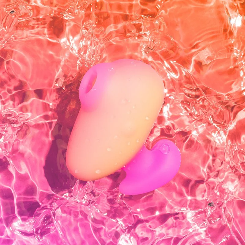 Kiss Compact Vibrator - Clitoral Suction Toy product.details.thumbnail 3